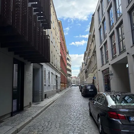 Rzeznicza 25 - Rynek Апартаменты Вроцлав